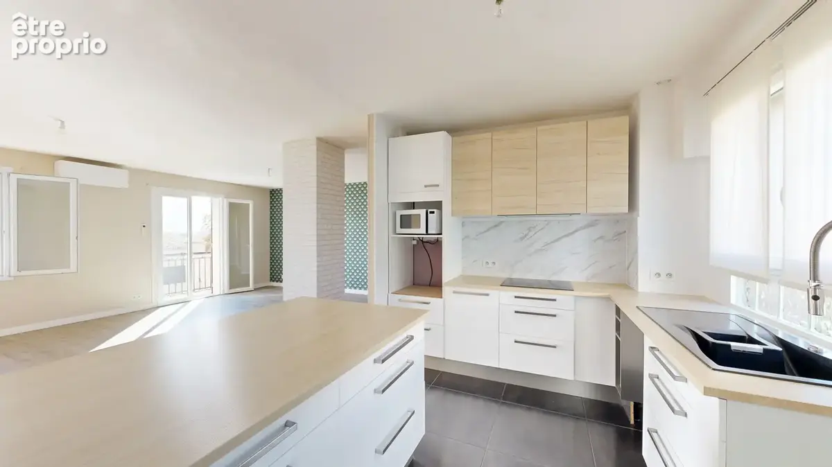 Manosque - appartement t5 avec balcon loggia et garage ! - photo 6