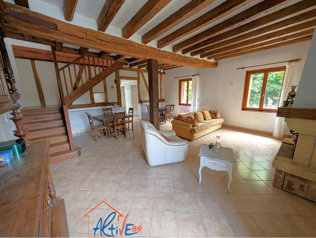 Maison à LES ORMES