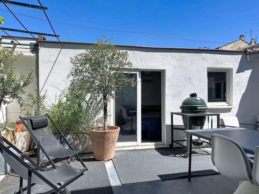 Avignon intra muros appartement t3/4 105 m² terrasse 27 m² - photo 2