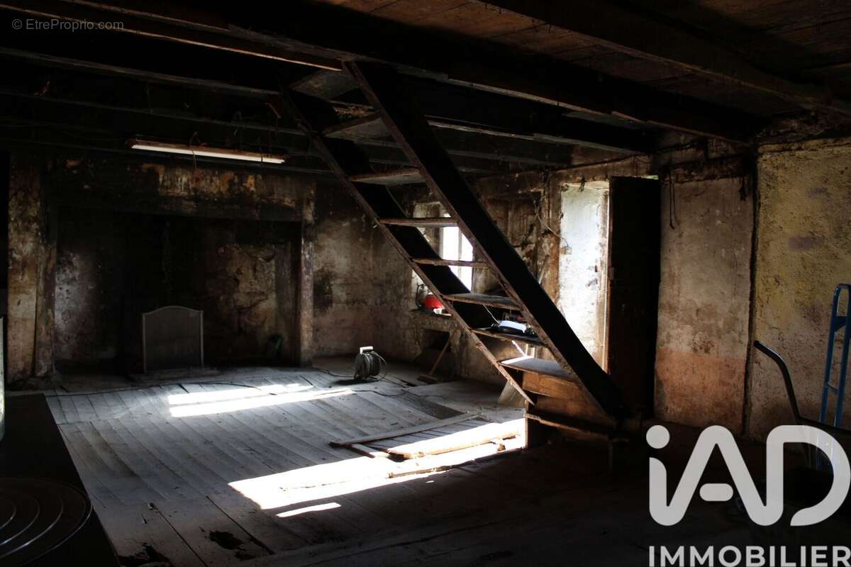 Maison 90 m² à Taussac  - photo 8