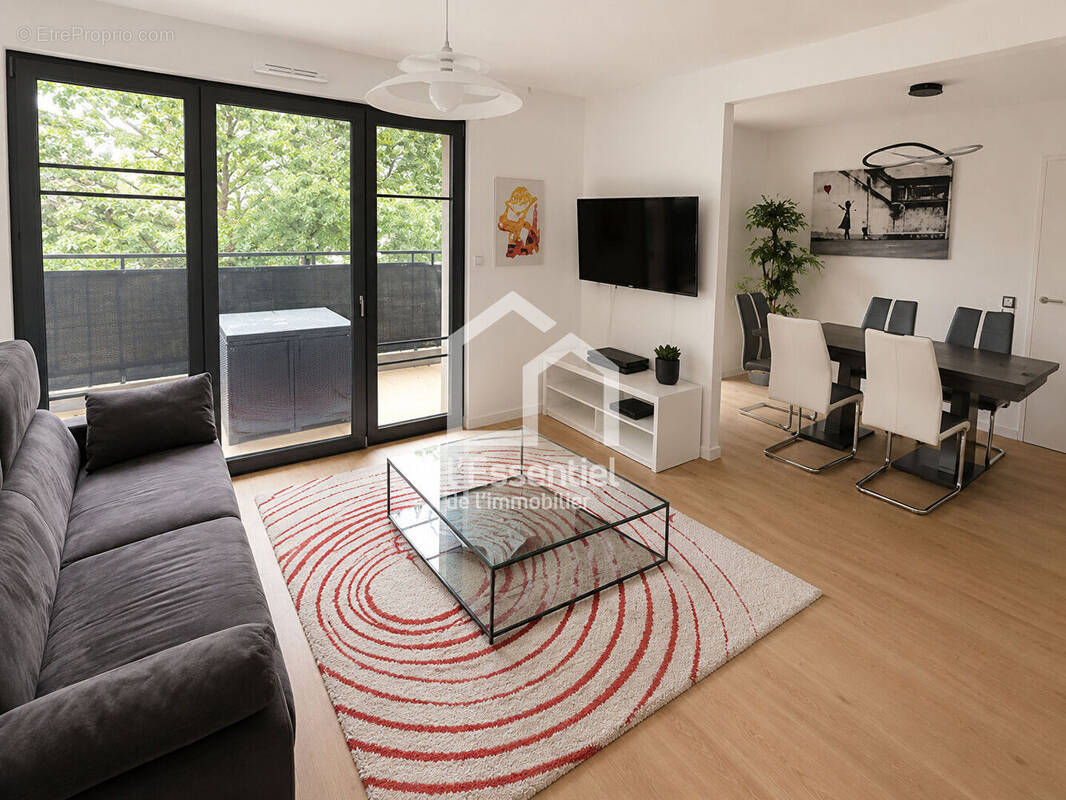 Appartement à VERNEUIL-SUR-SEINE