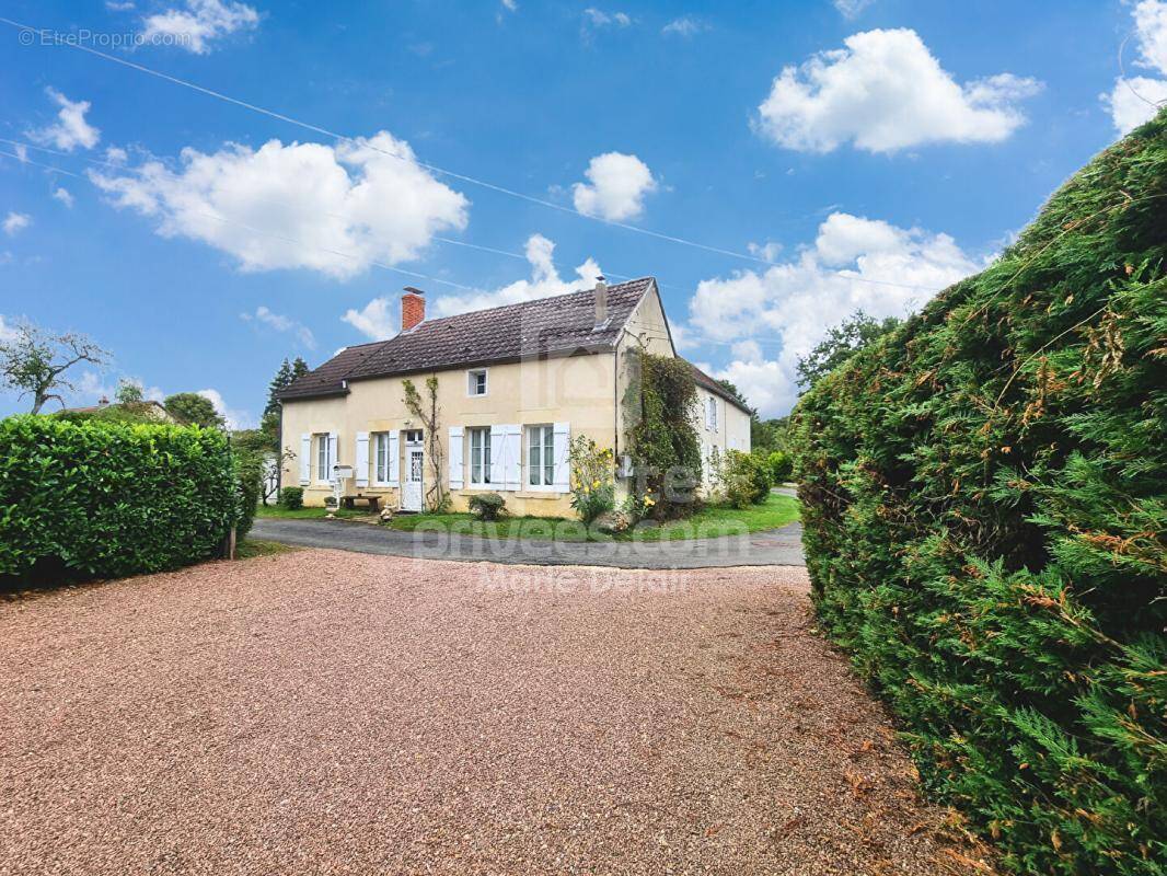 Maison à SAINT-LOUP