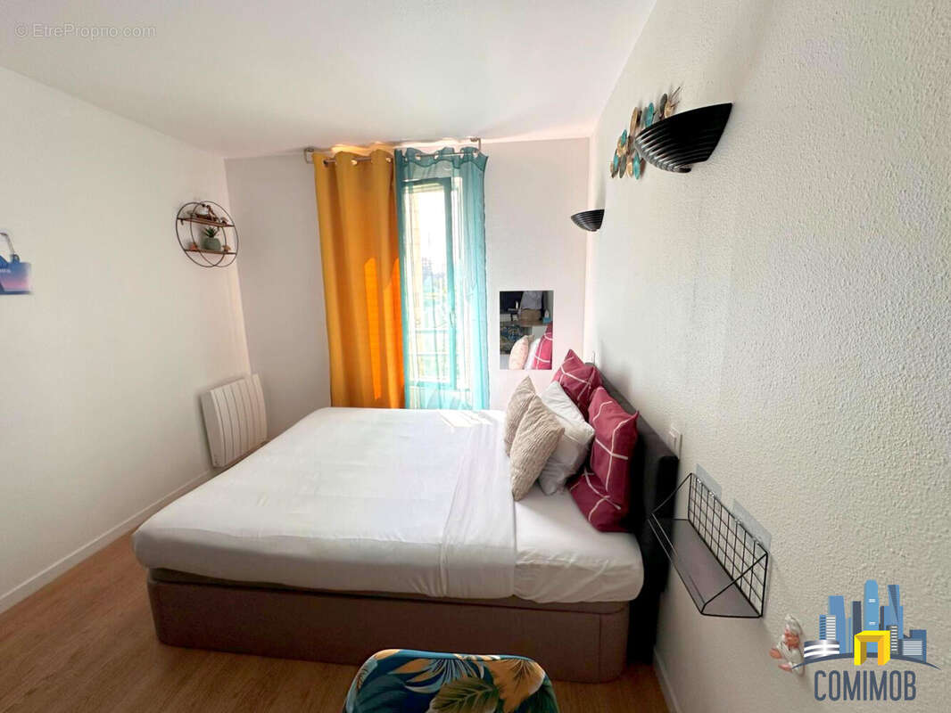 Appartement à COURBEVOIE