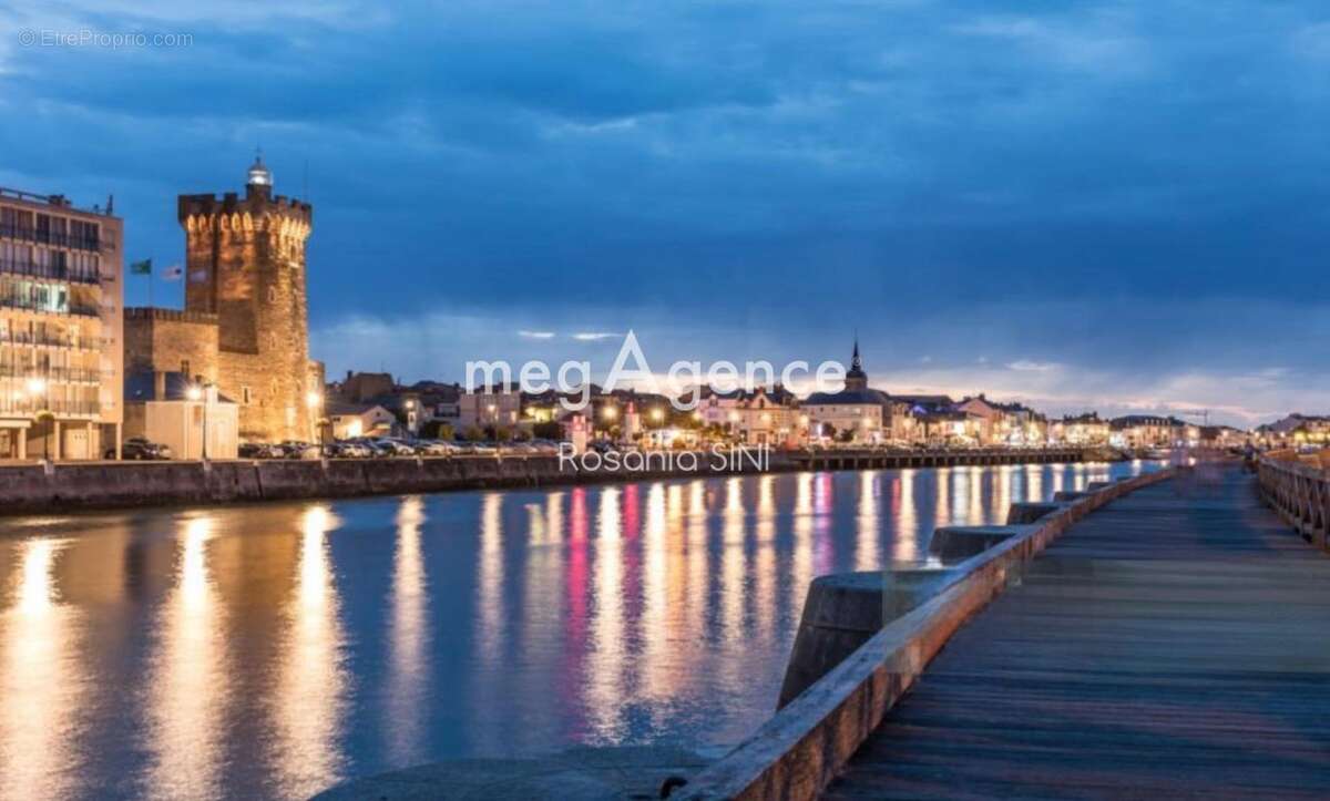 Commerce à LES SABLES-D'OLONNE