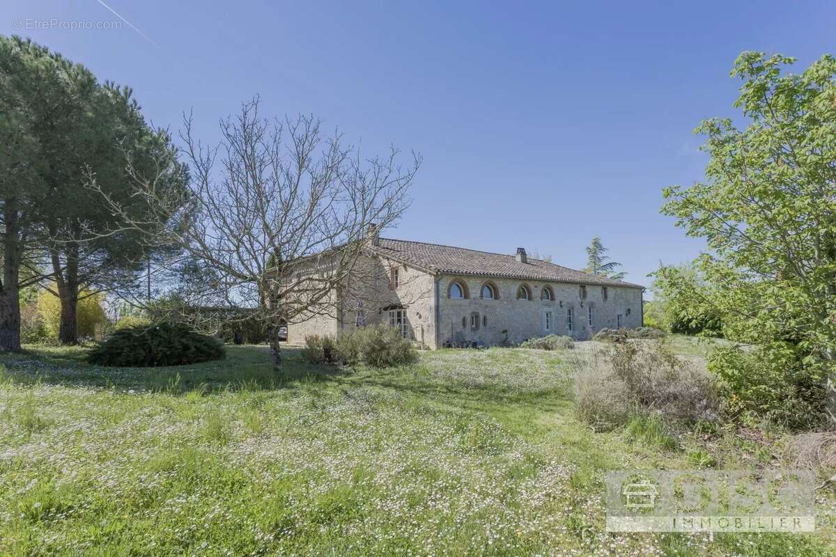 Maison à VIEUX