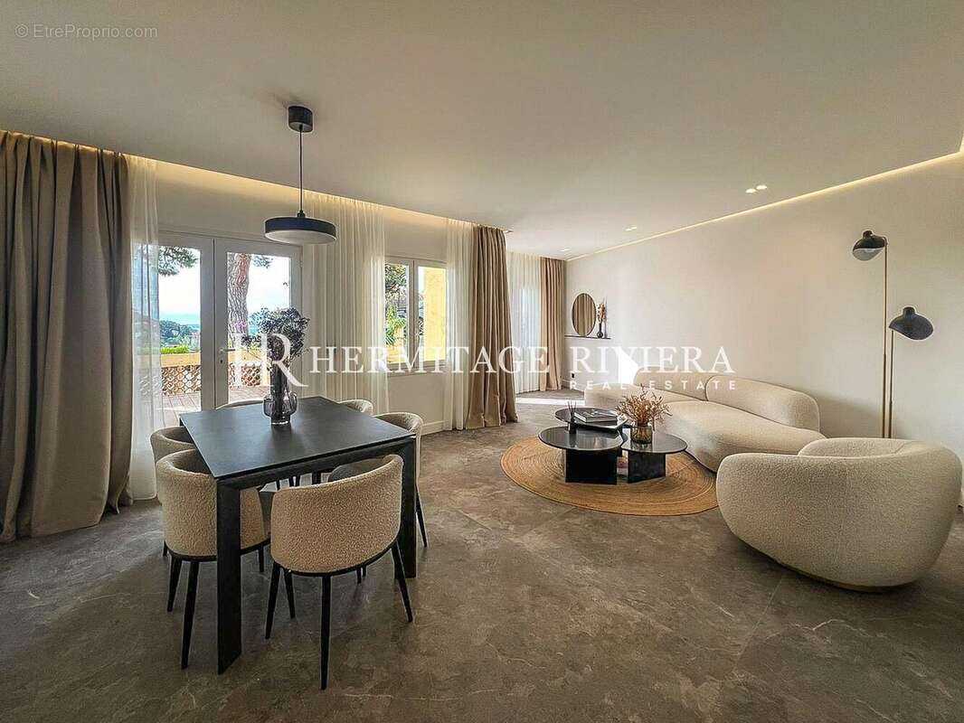 Appartement à VILLEFRANCHE-SUR-MER