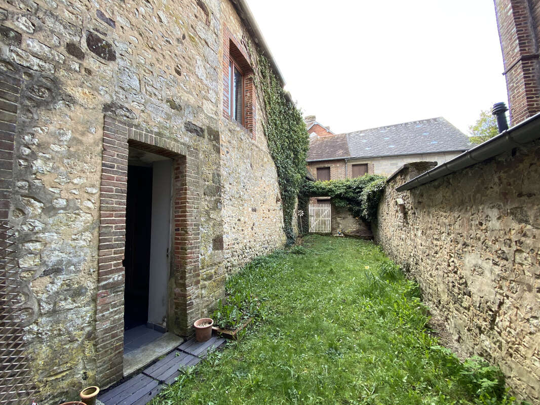 Maison à MOULINS-LA-MARCHE