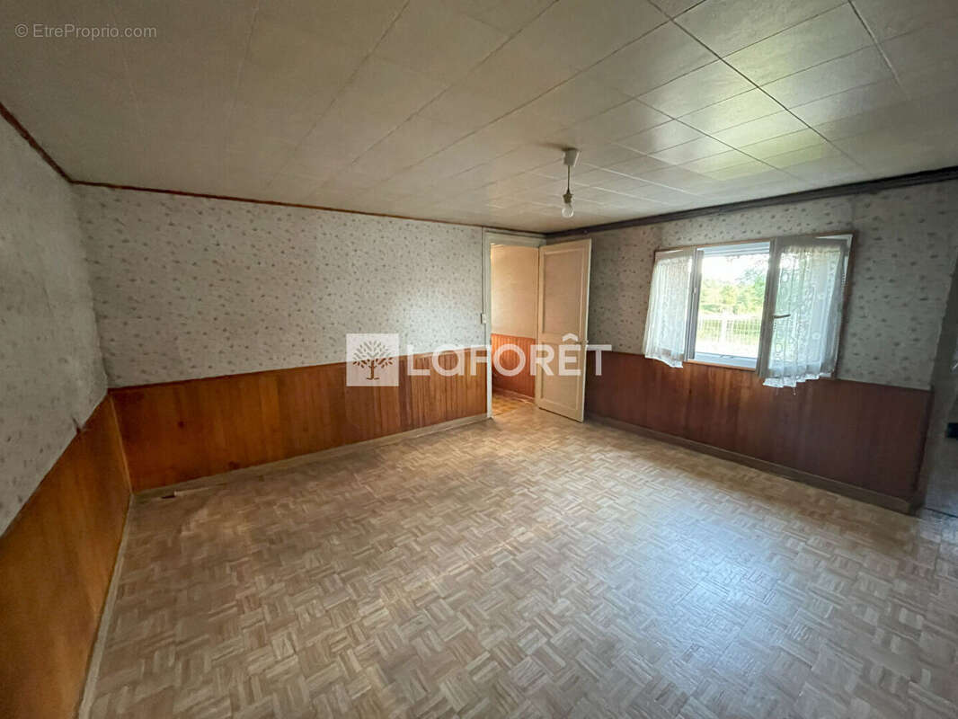 Maison à LONS-LE-SAUNIER