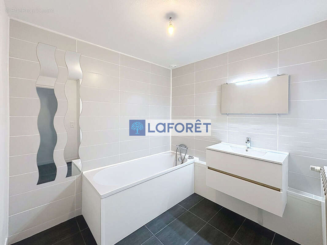 Maison à HUMES-JORQUENAY