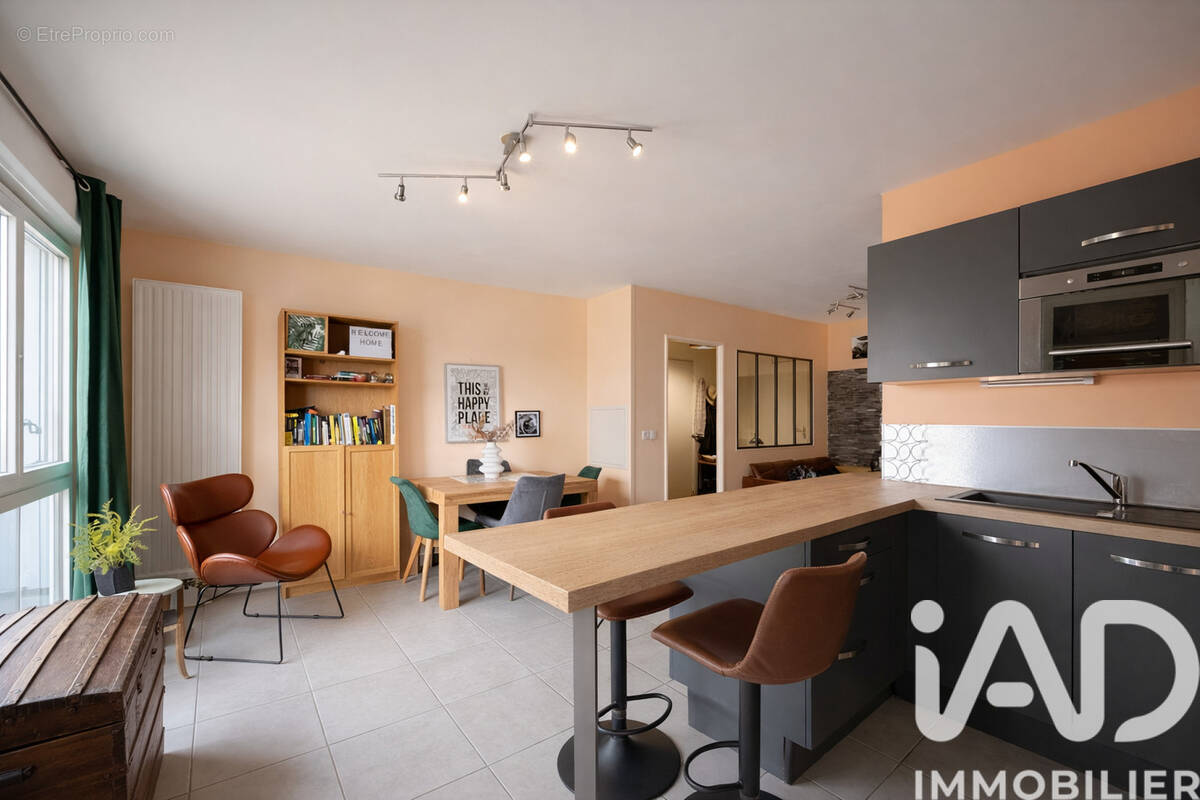 Photo 1 - Appartement à MARSEILLE-10E