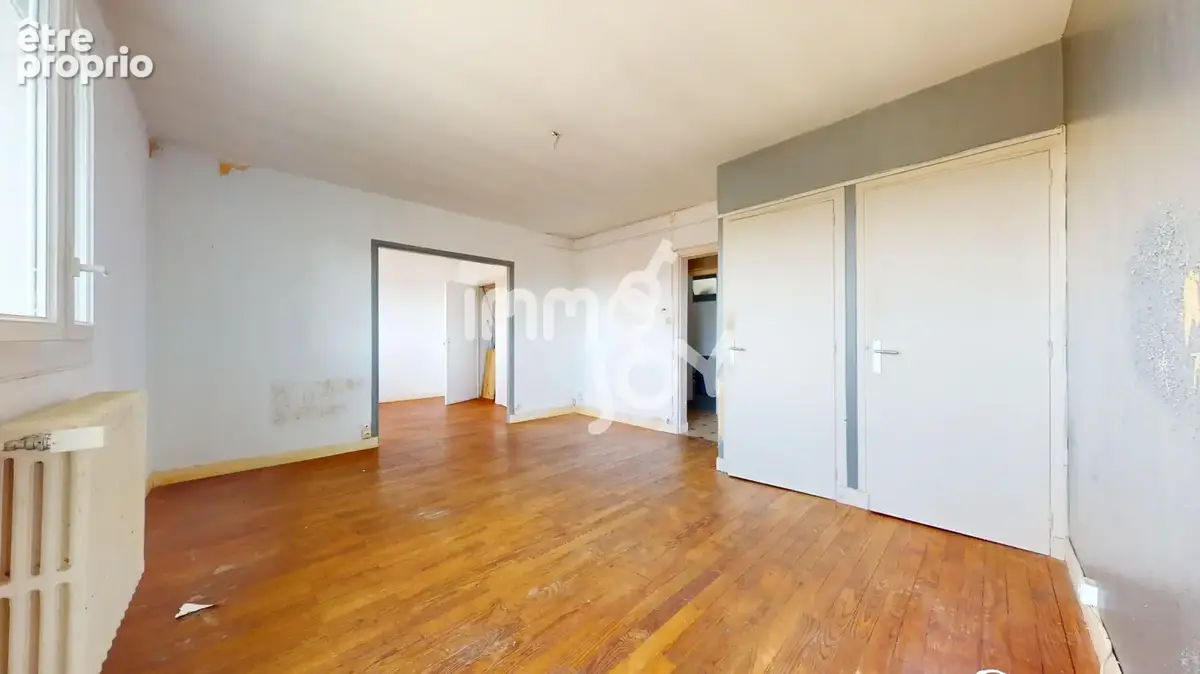 T3 dernier étage avec balcon   Traversant et lumineux   Auterive - 85 000 € - photo 3