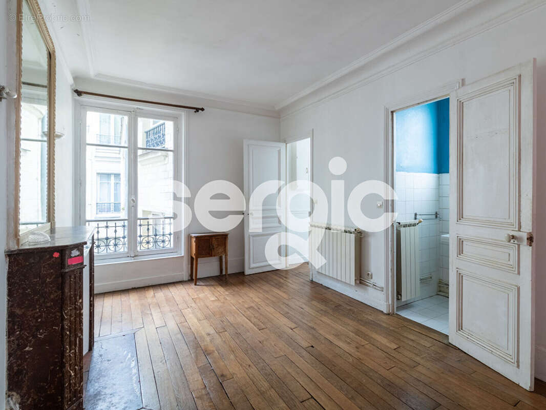 Appartement à PARIS-18E