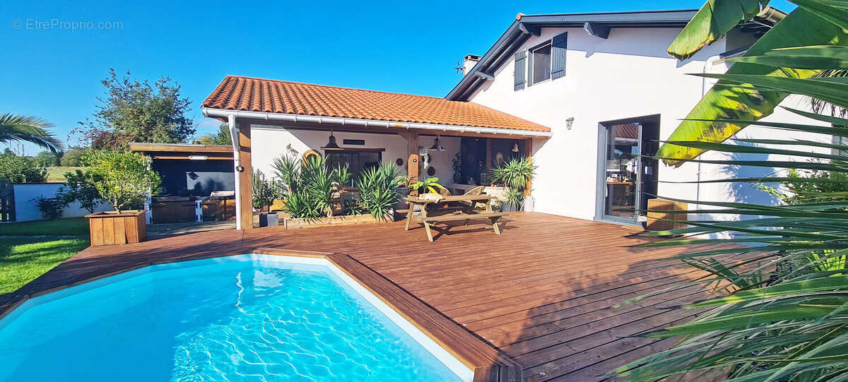 Photo 5 - Maison à URT