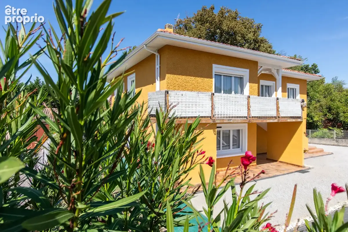 Photo Maison à Aire-Sur-L'adour au prix de 264 900€