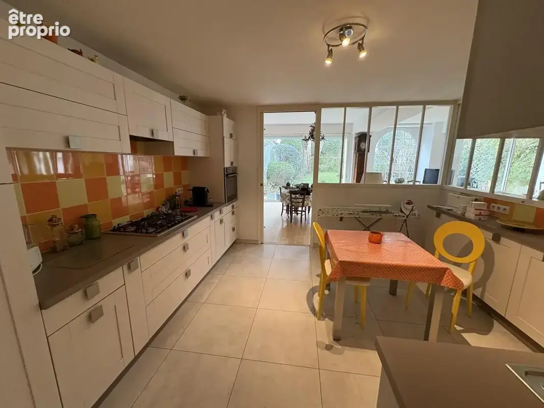 Appartement 3 pièces 139 m² à vendre à La Rochelle (17000) - photo 4