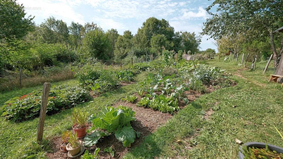 Maison à VILLAPOURCON