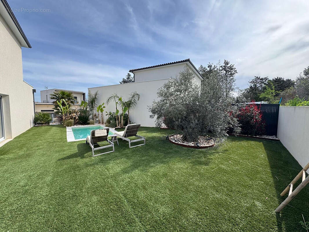 Maison à BEZIERS