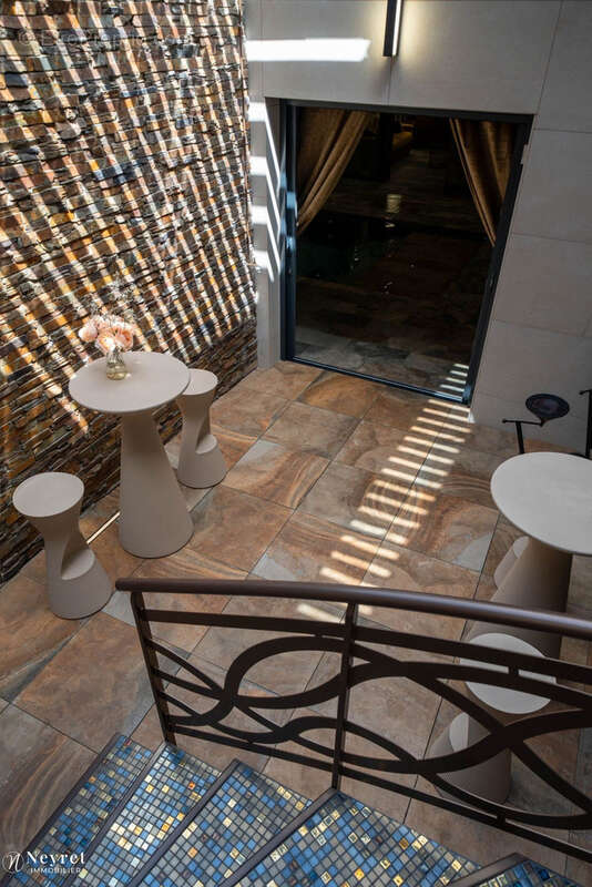 Appartement à SAINT-PRIEST-EN-JAREZ