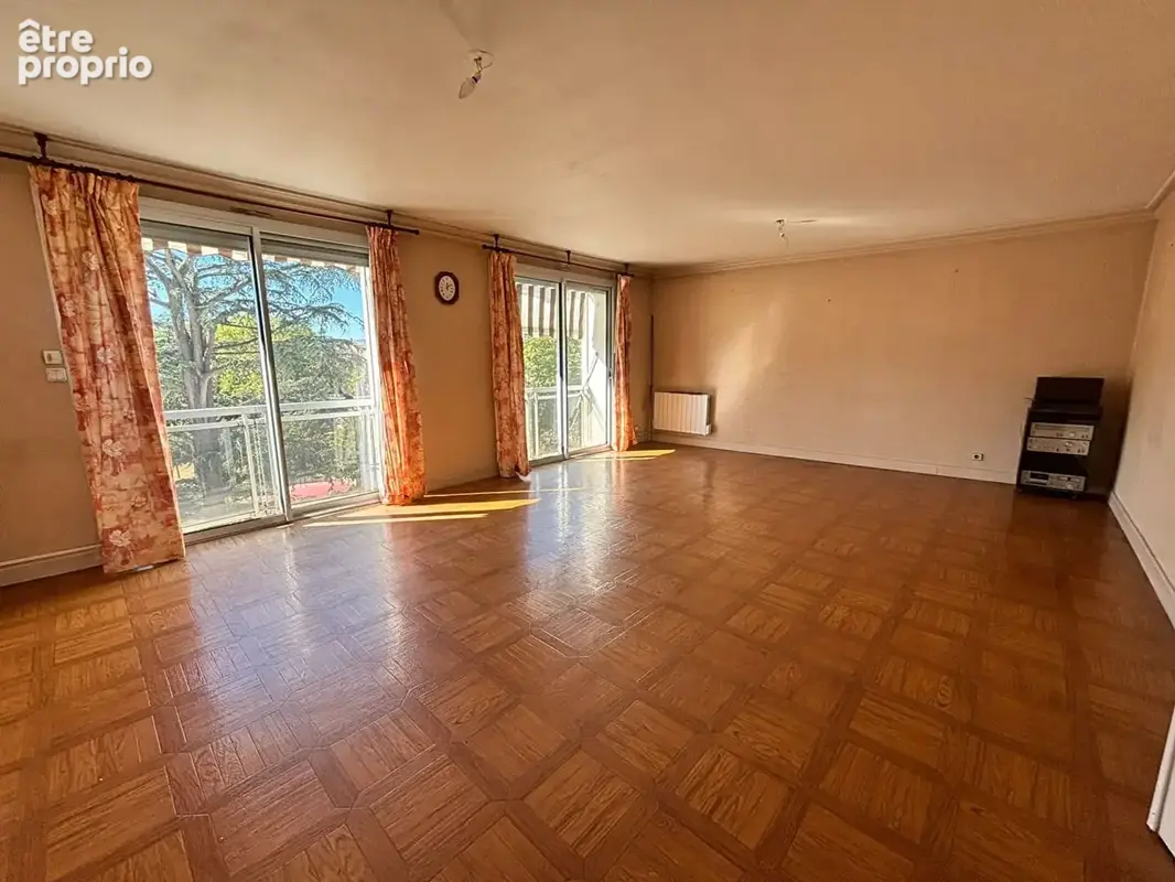 Appartement 4 pieces 95 m² roanne - photo 5