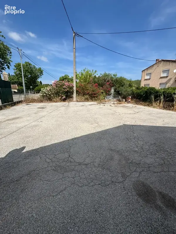 Local d'activite a vendre - 250 m2 avec terrain de 1230 m2 - photo 4
