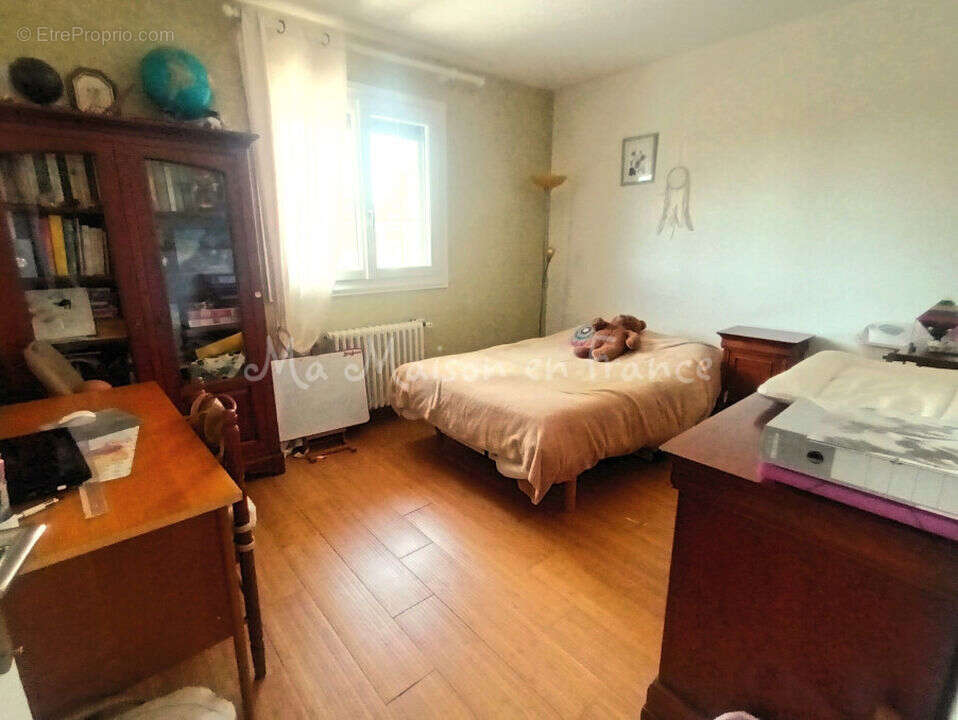 Maison à VARENNES-SUR-ALLIER