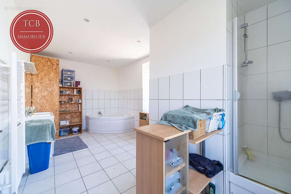 Appartement à DANNEMARIE