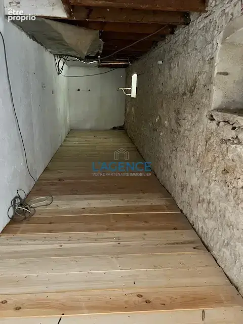 Hyeres grand local ou atelier 47 m2 en plein centre ville - photo 7