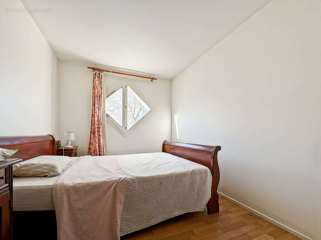 Appartement à ROSNY-SOUS-BOIS