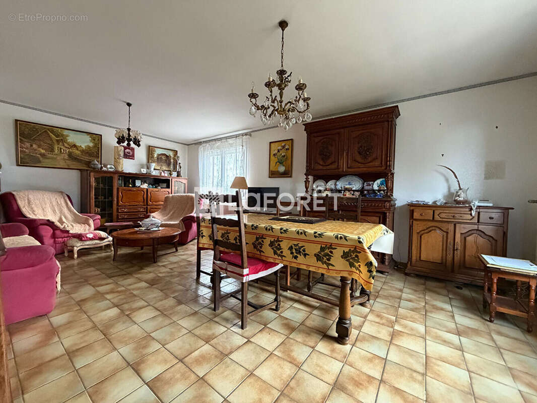 Maison à LOISY-SUR-MARNE