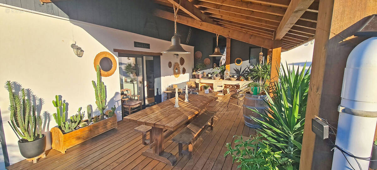 Photo 1 - Maison à URT