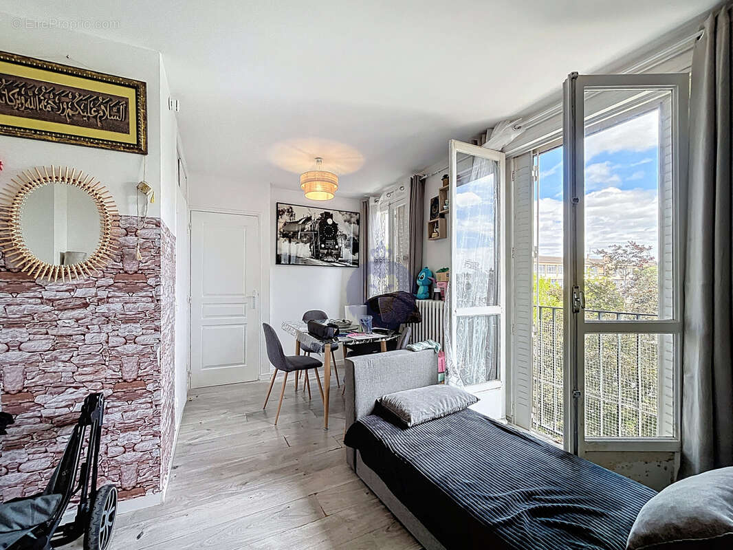 Appartement à MELUN