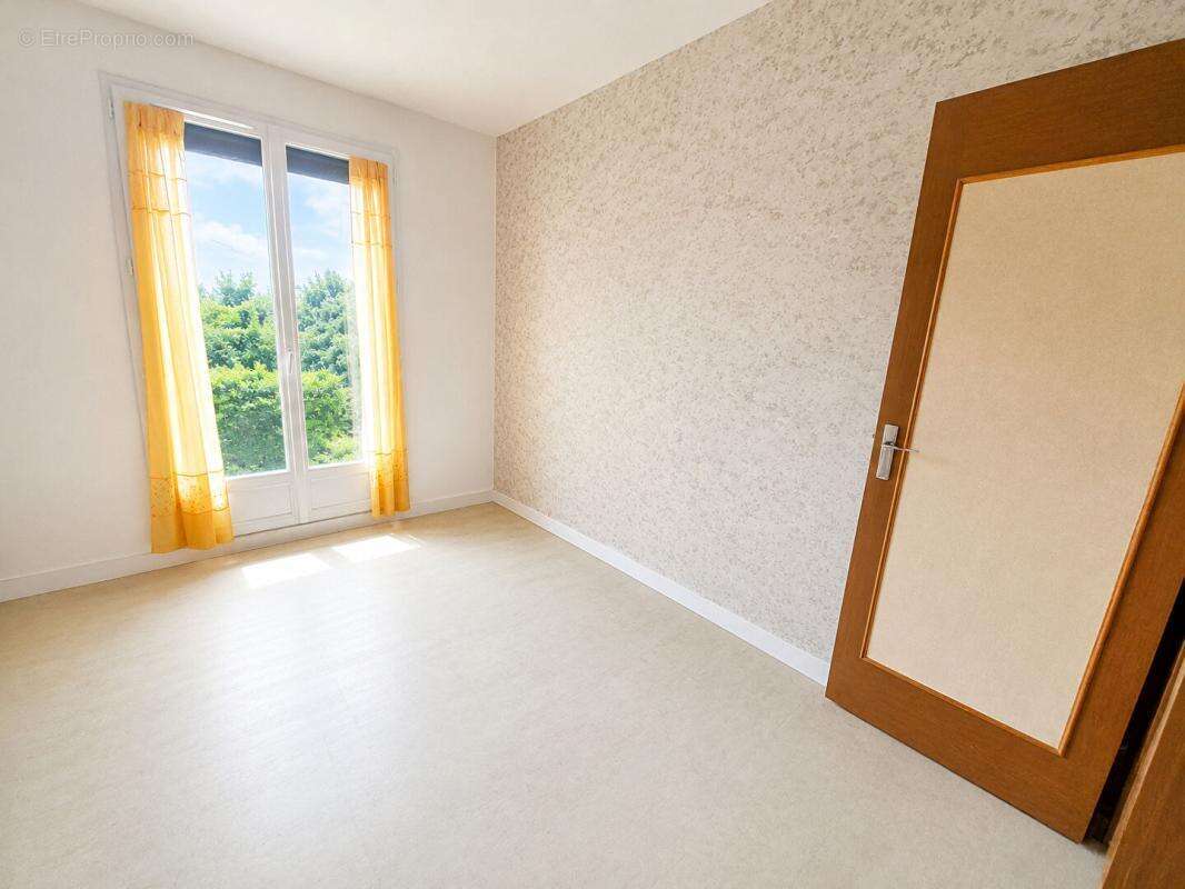 Maison de plain pied 110m2 - 4 chambres à Montignac Charente - photo 8