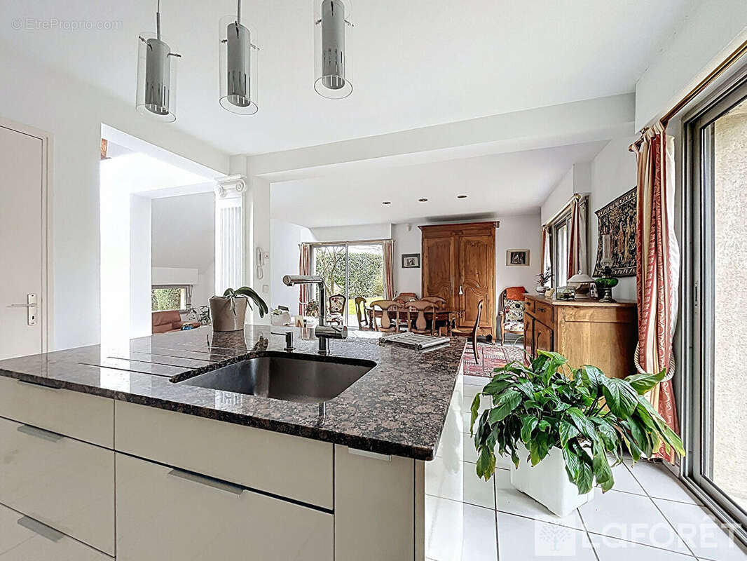 Maison à LA VILLE-DU-BOIS