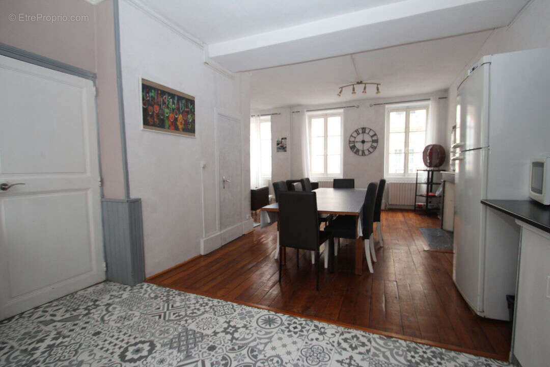 Appartement à DECIZE