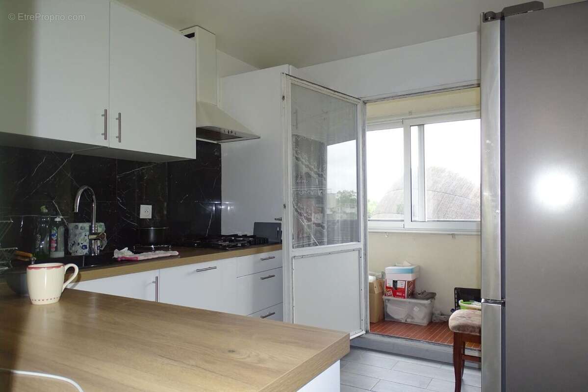 Appartement 80 m² à Creteil  - photo 2