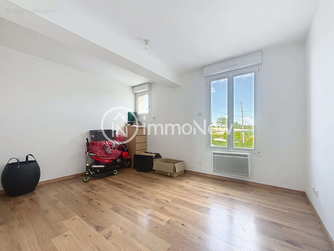 À VENDRE   Appartement T4 avec vue sur la baie du Mont-Saint-Michel   Champeaux (50530) - photo 8