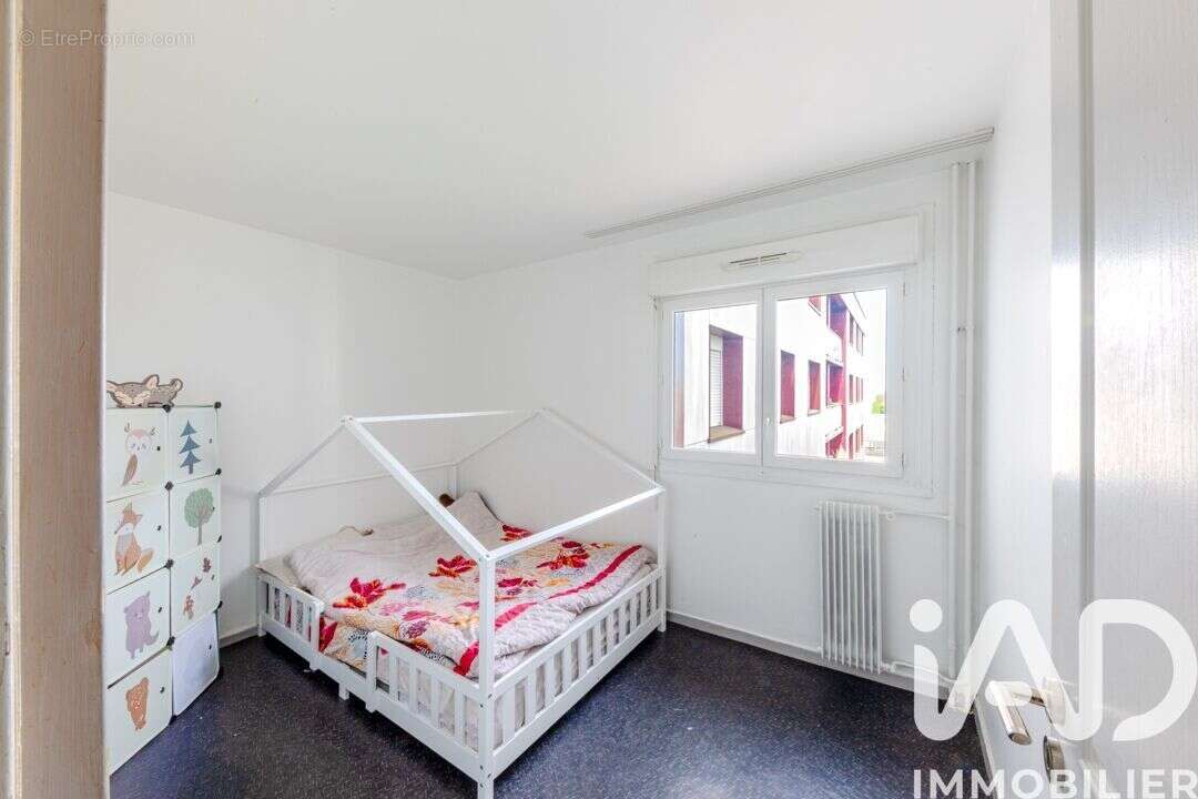 Photo 9 - Appartement à MONTIGNY-LES-CORMEILLES