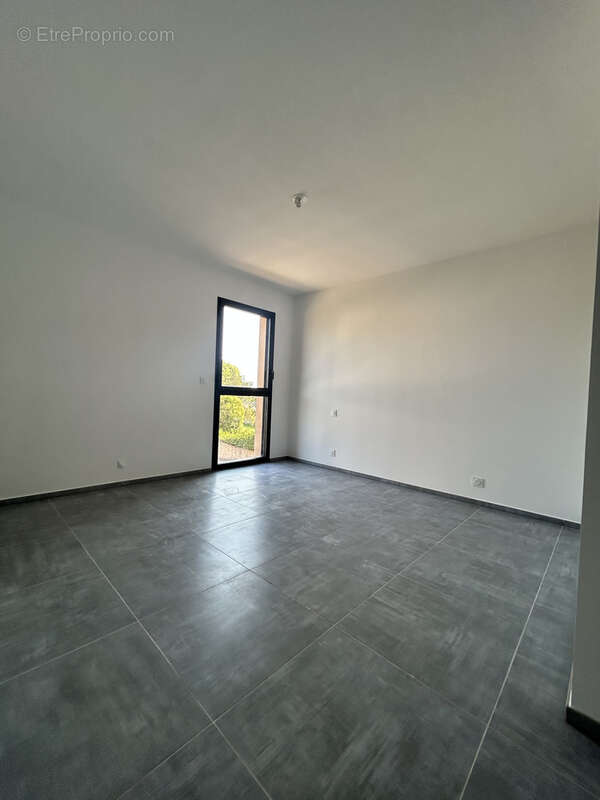 Appartement T2 de 45 m2 à 200 mètres de la plage - photo 5