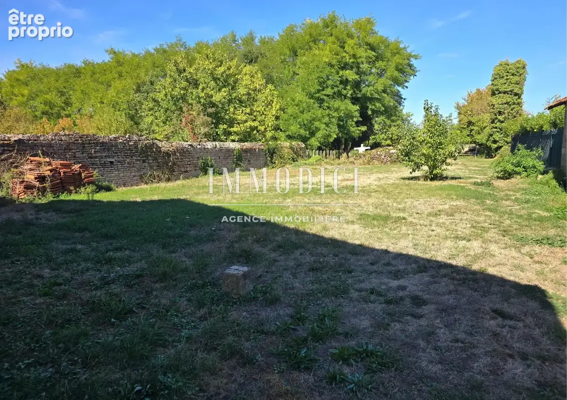 Ancienne ferme avec nombreuses dépendances   134 m2 habitables - photo 24