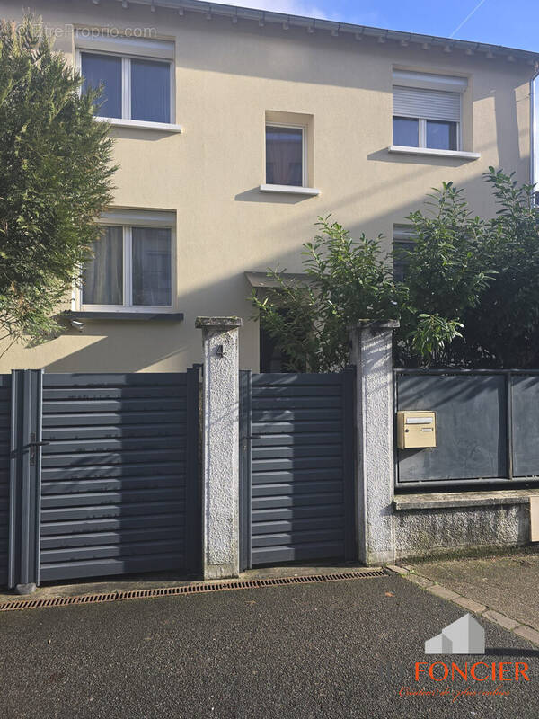 Maison à MASSY