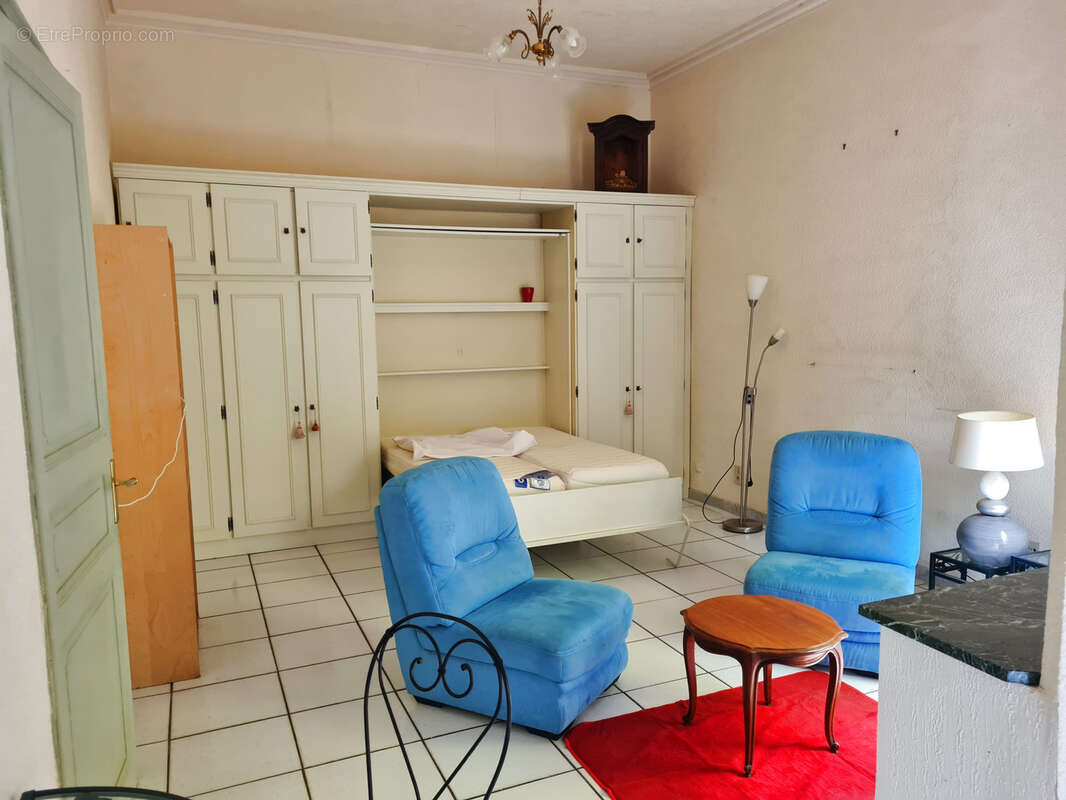 A saisir rapidement ! Superbe studio de charme à deux pas des thermes. - photo 3