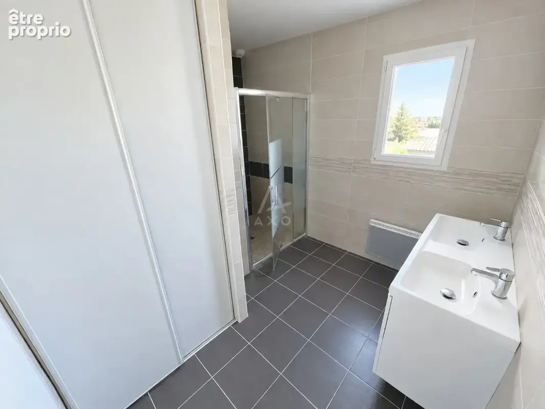 Maison de plain-pied  3 chambres  La Roche-sur-Yon, - photo 10