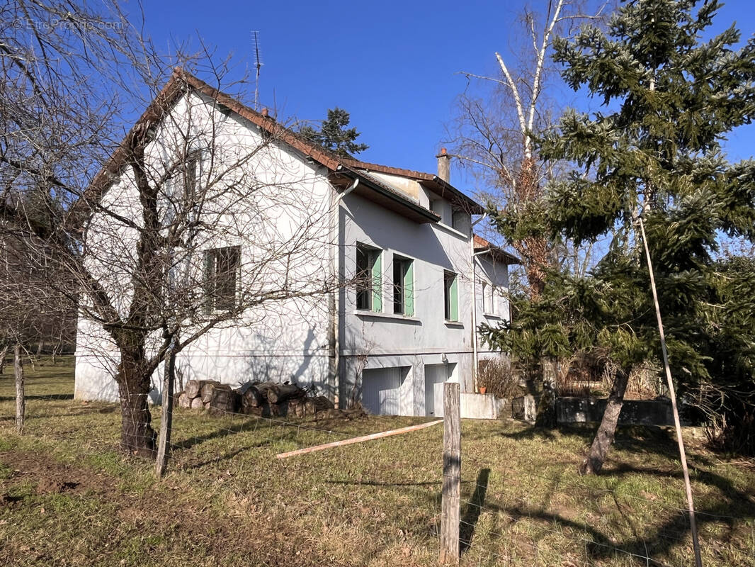 Maison à YZEURE