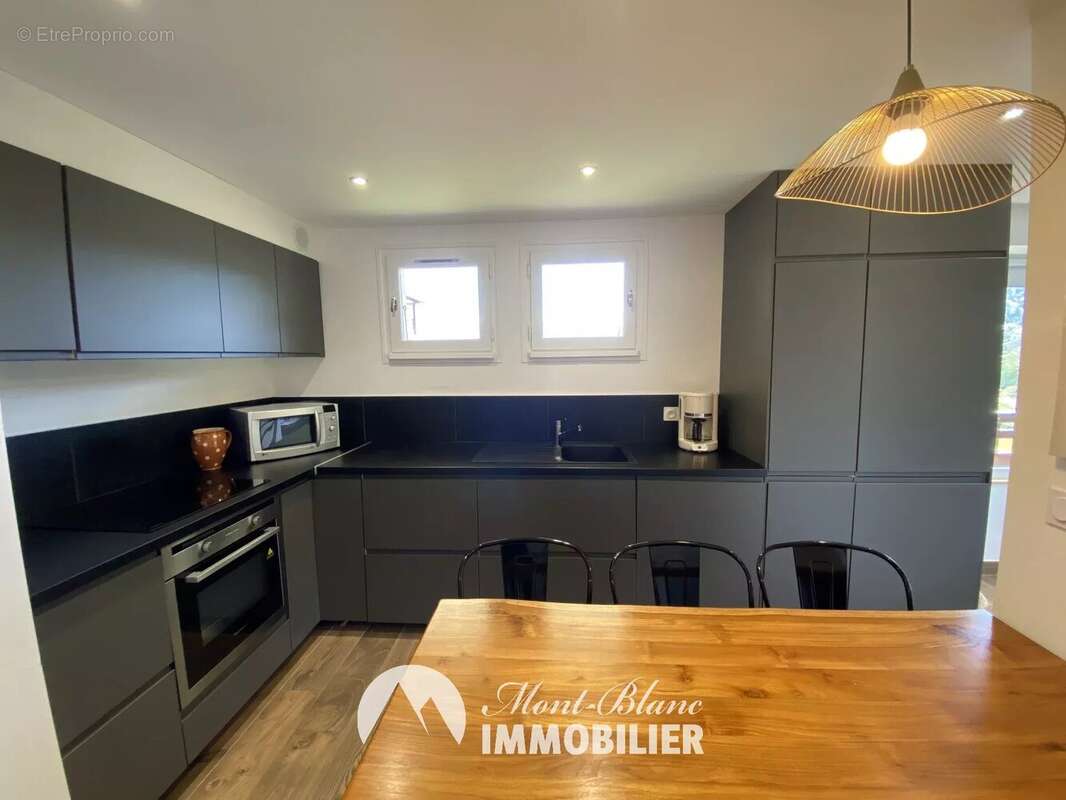 Appartement à DEMI-QUARTIER