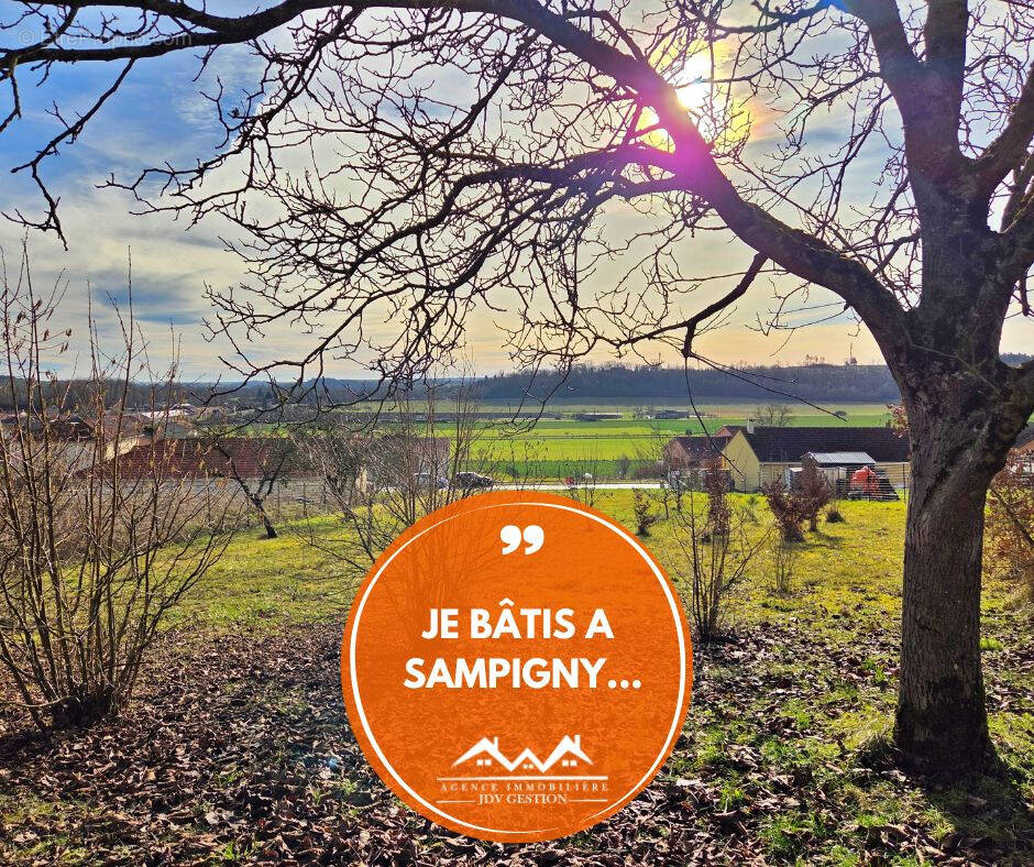 Terrain à SAMPIGNY