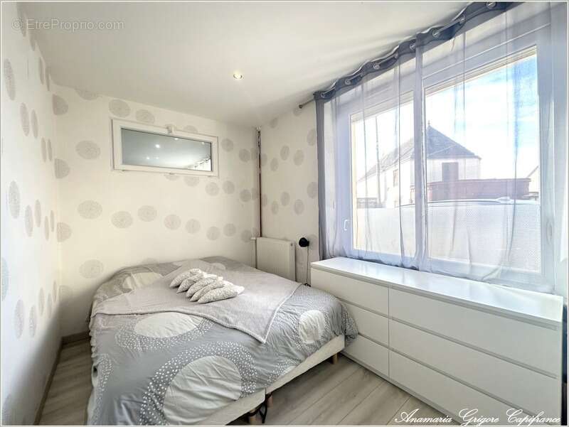 Maison à COURVILLE-SUR-EURE