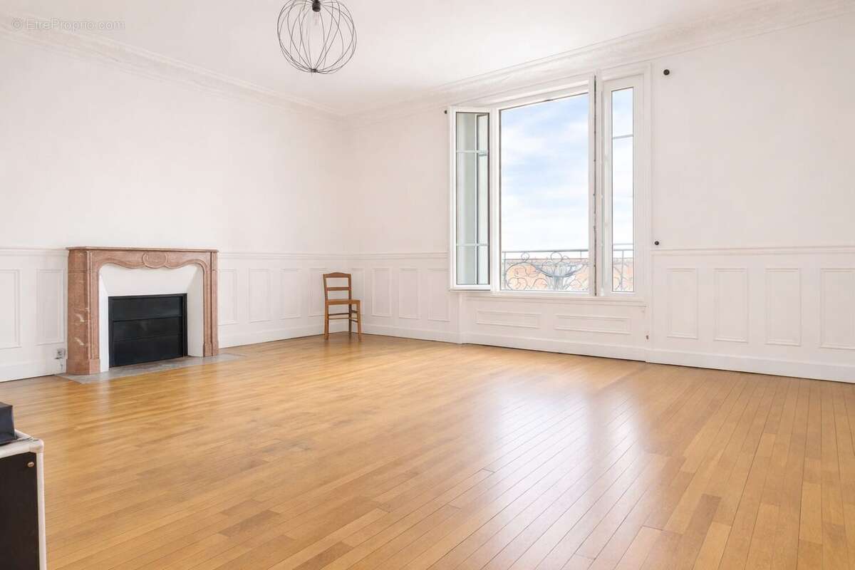Appartement à MAISONS-ALFORT