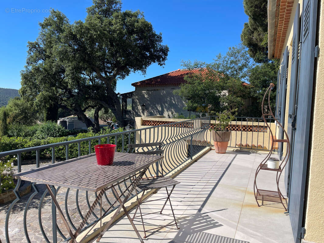 Maison à BORMES-LES-MIMOSAS