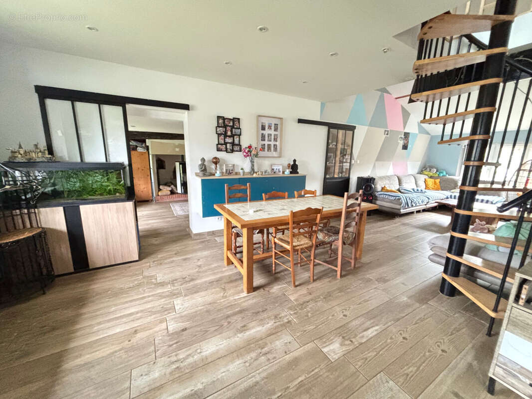 Maison à SAINT-GERMAIN-DU-PLAIN