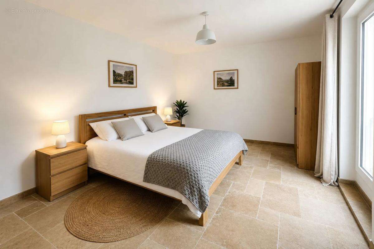 Maison à ALLEMAGNE-EN-PROVENCE